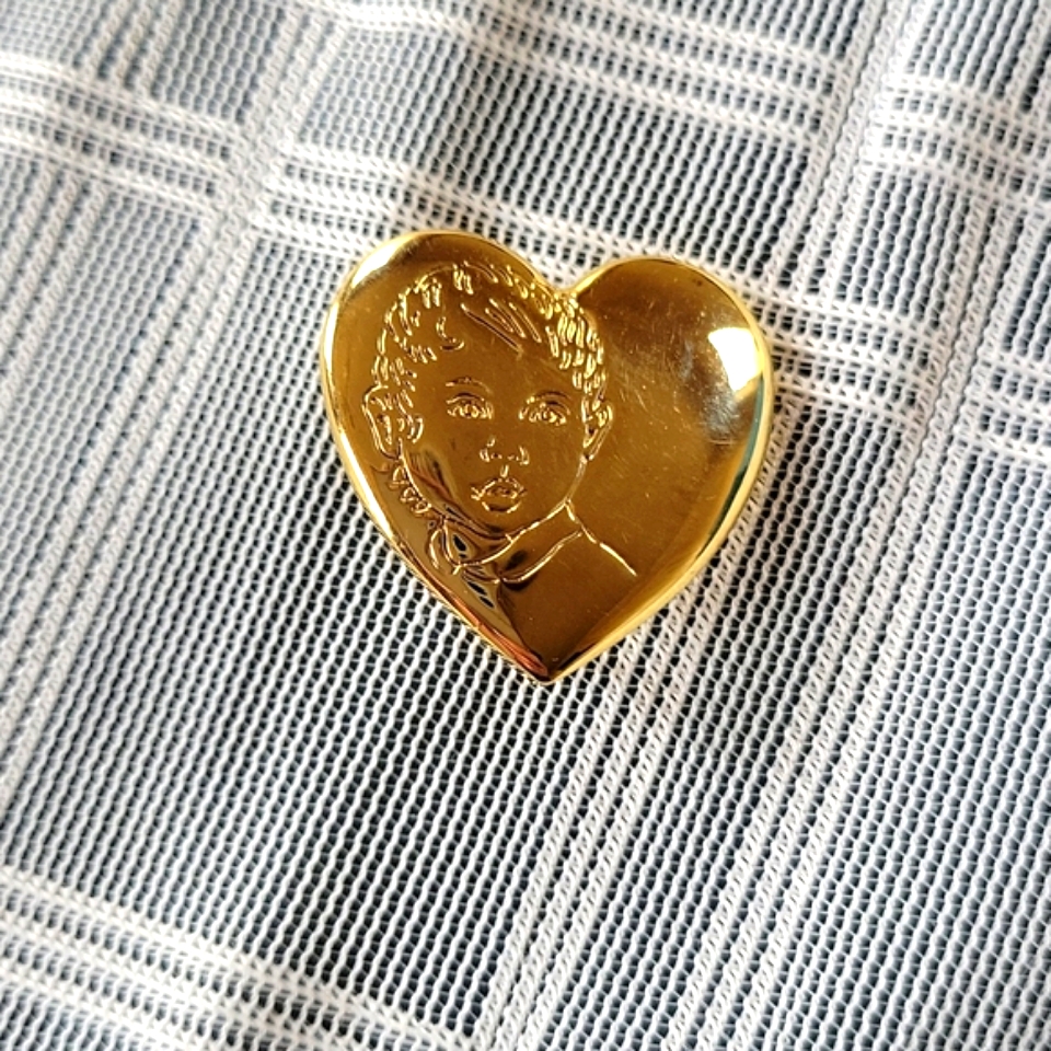 The Variety Club Goldtone Child On Heart Brooch